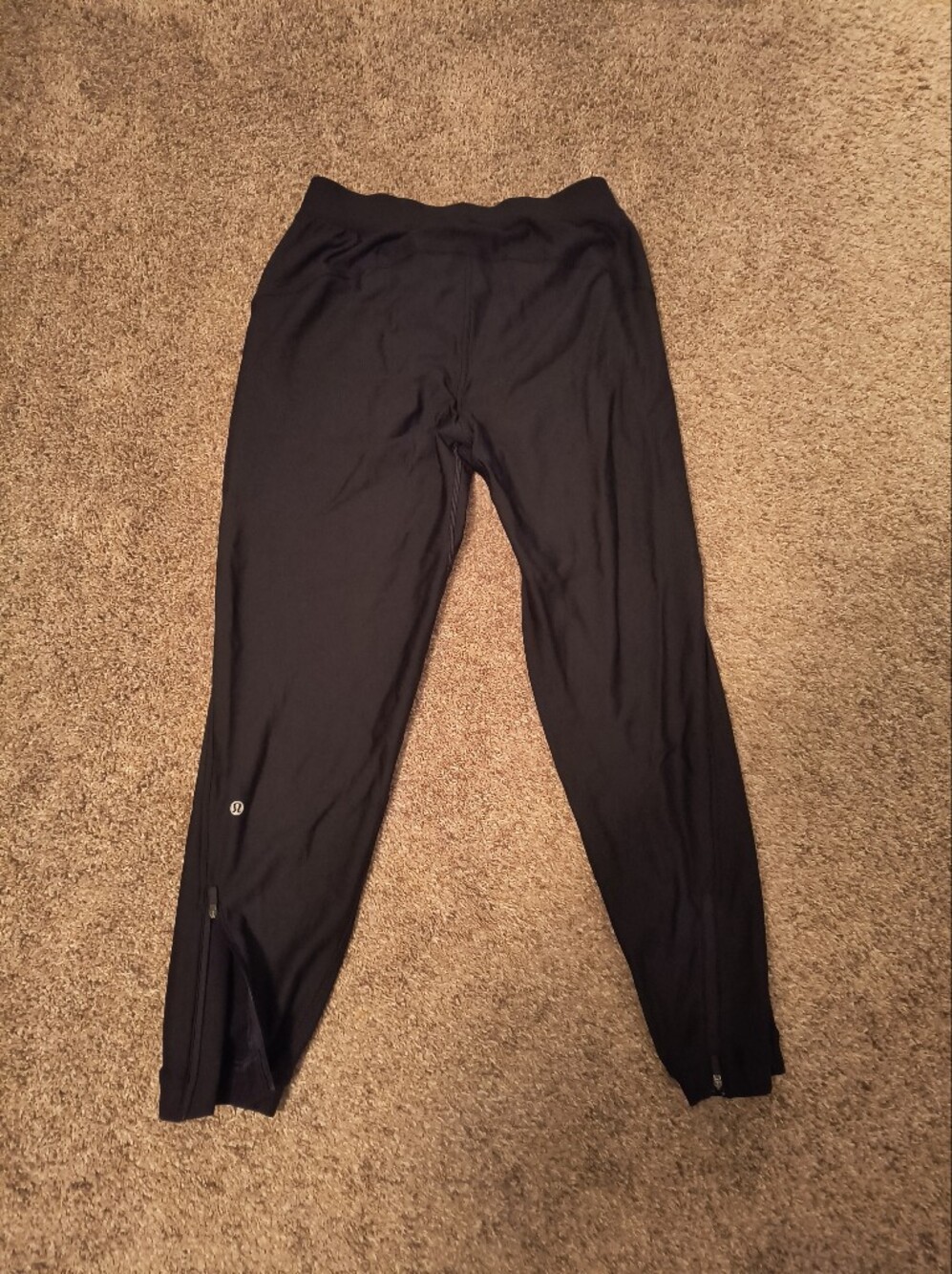 Lululemon Adapted State Fleece Lined 🖤 In Size 8